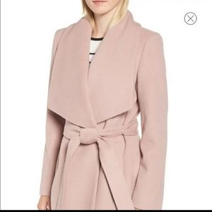 NUDE BELTED  CAPE JACKET SIZE M